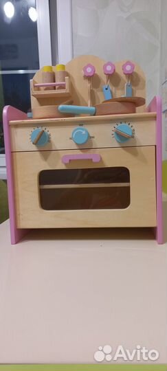 Детская деревянная кухня