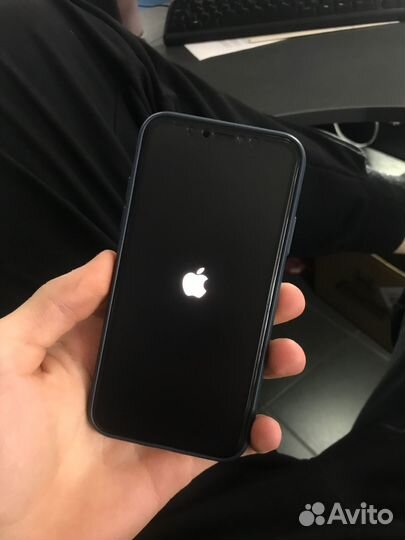 iPhone X, 64 ГБ