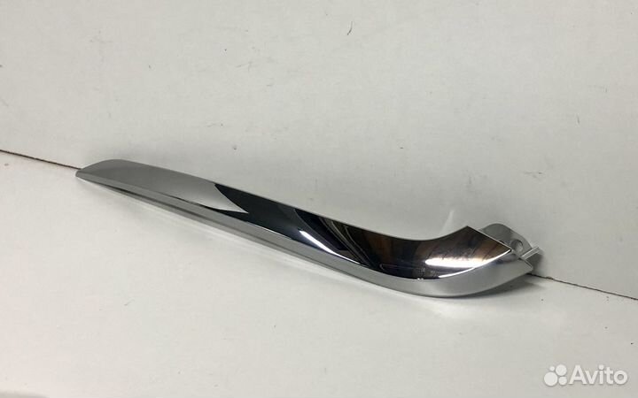 Молдинг переднего бампера правый LADA Granta 2190