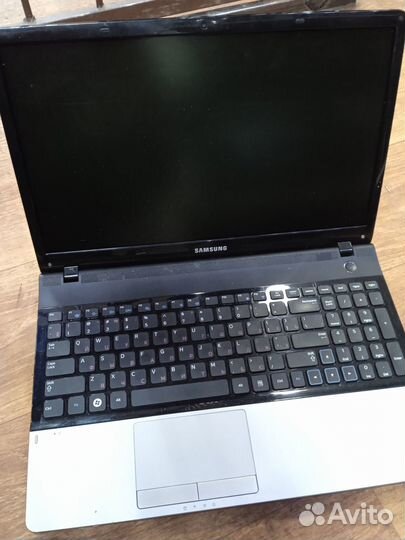 Ноутбук Samsyng