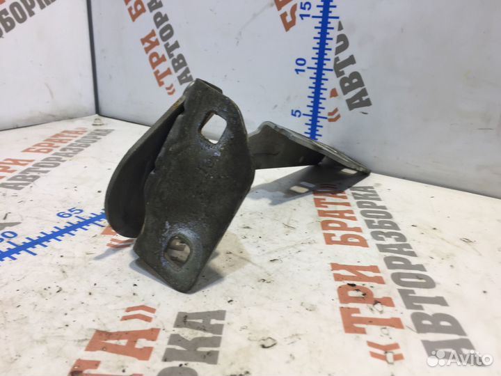 Рено Сценик Петля капота Лев