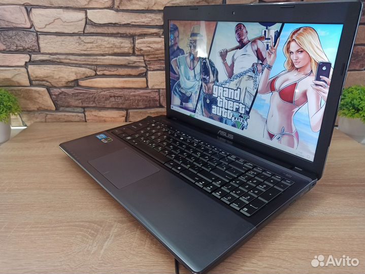 Игровой ноутбук Asus i3/8gb