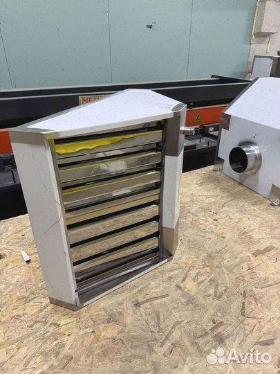 Зонт вытяжной из нержавейки