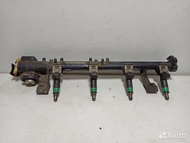 Рейка топливная (рампа) Ford Focus 2 1.6