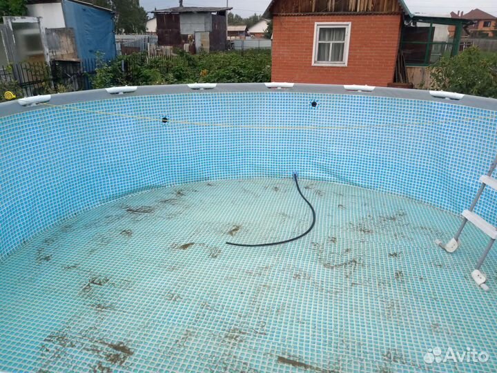 Бассейн Intex