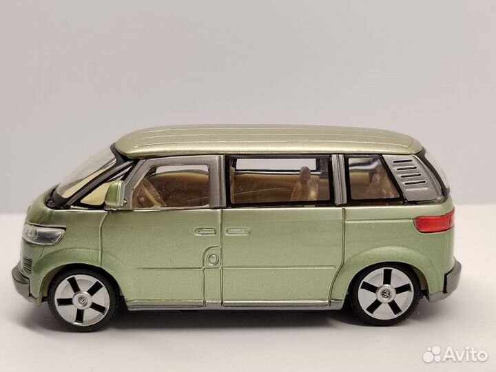VW Microbus 2001 (Cararama) 1/43