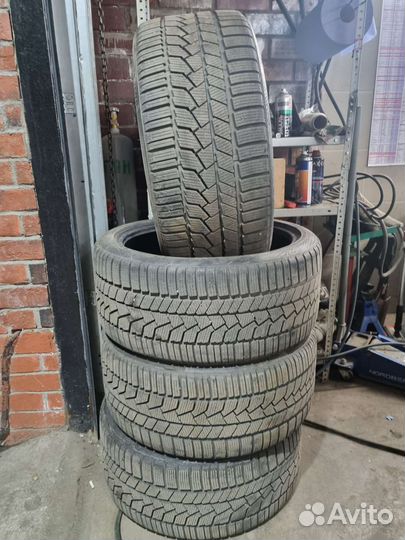 Continental ContiWinterContact TS 860S 265/35 R20