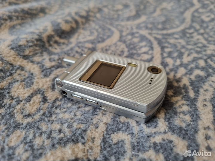 Pantech-Curitel PG-3200