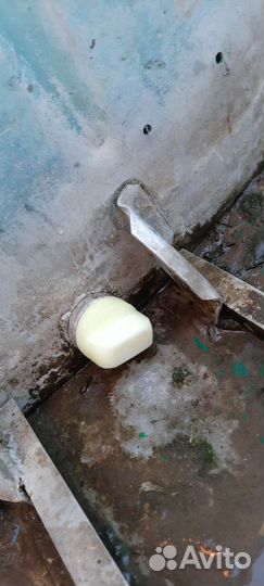 Пробка сливная, для лодки Крым,Крым-М