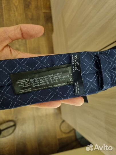 Галстук мужской mango men