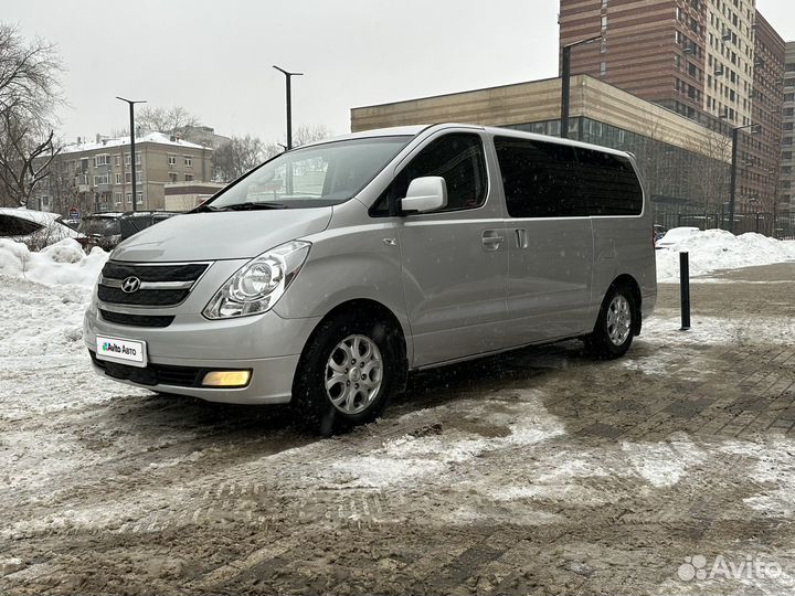 Hyundai Grand Starex 2.5 AT, 2008, 260 000 км