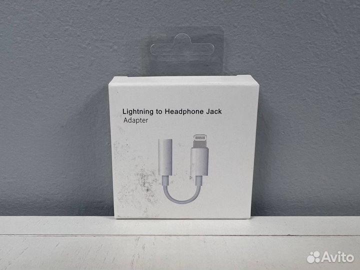 Кабель Lightning to Headphone Jack Adapter