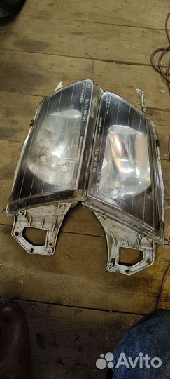 Фары на mazda 323 bj 1998-2000