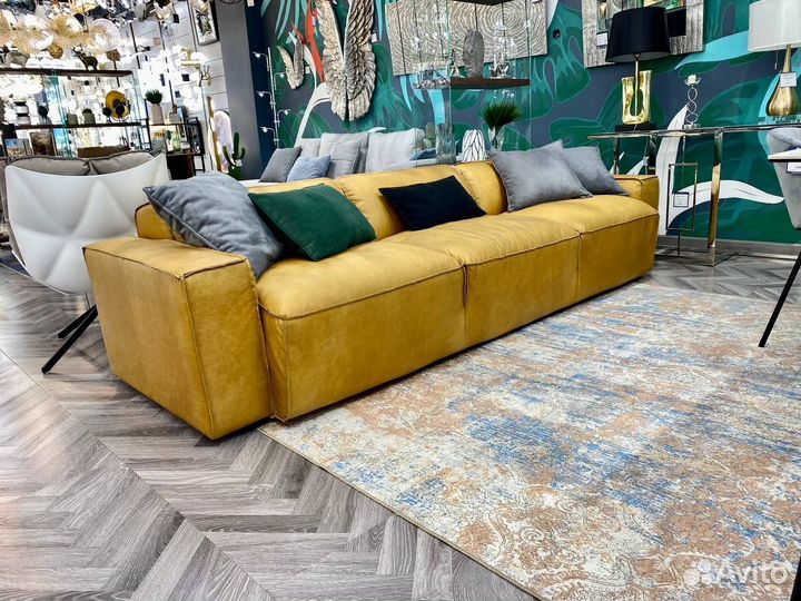 Диван кожанный - идеальная выделка