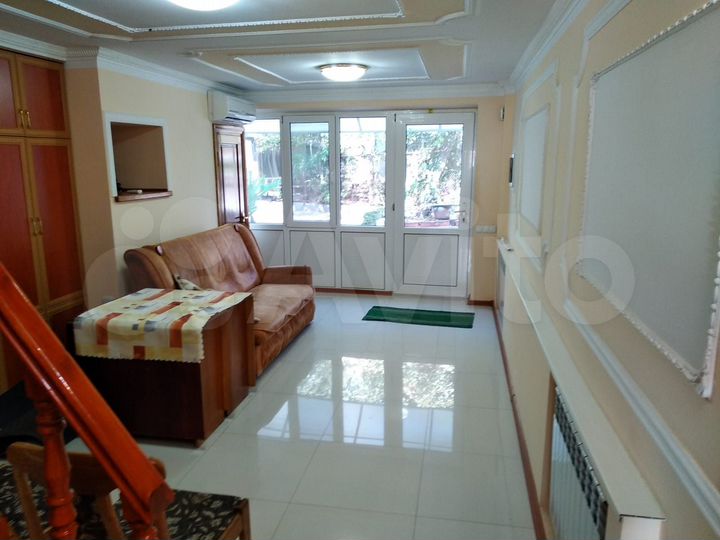 Таунхаус 164 м² на участке 2 сот.