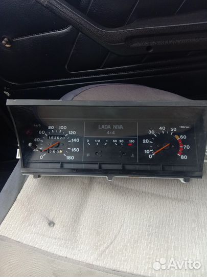 Щиток приборов niva 21213