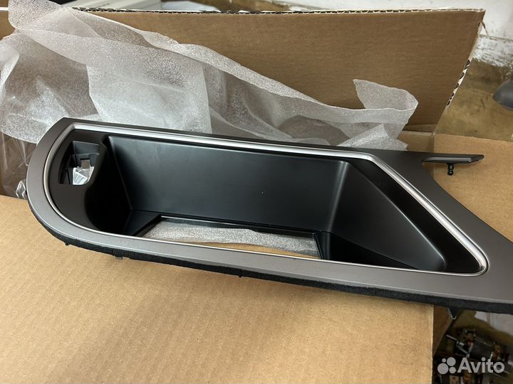 Рамка экрана Audi concert mmi 6.5'