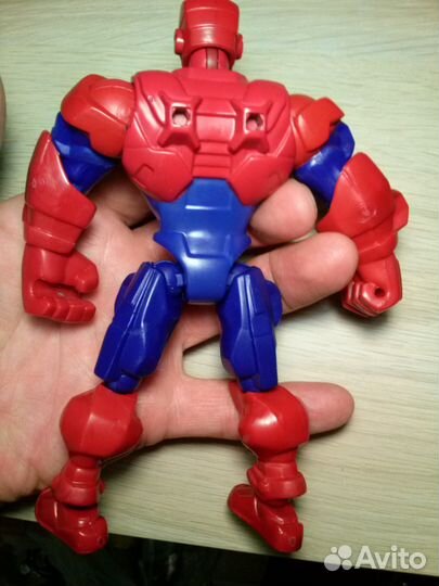 Игрушки железный человек и другое