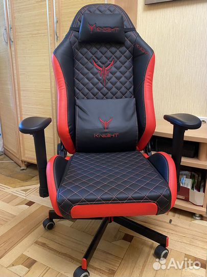 Игровое кресло Knight