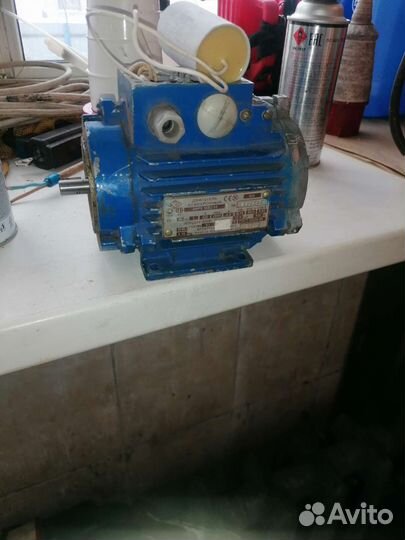 Электродвигатель 220в
