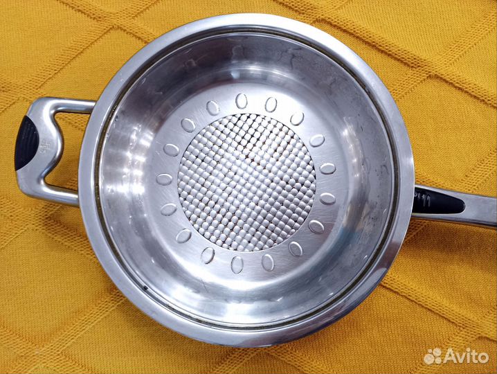 Сковорода с крышкой Bierhof