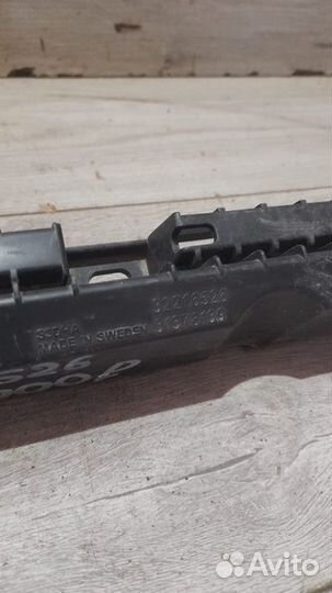 Кронштейн порога задний правый Volvo Xc 90 2 С