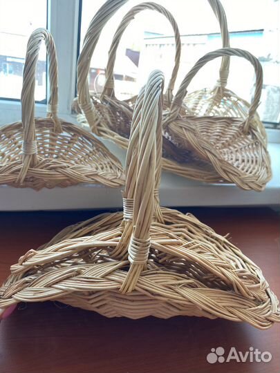 Корзина плетеная