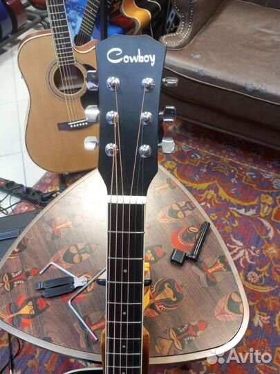 Акустическая гитара новая черная Cowboy