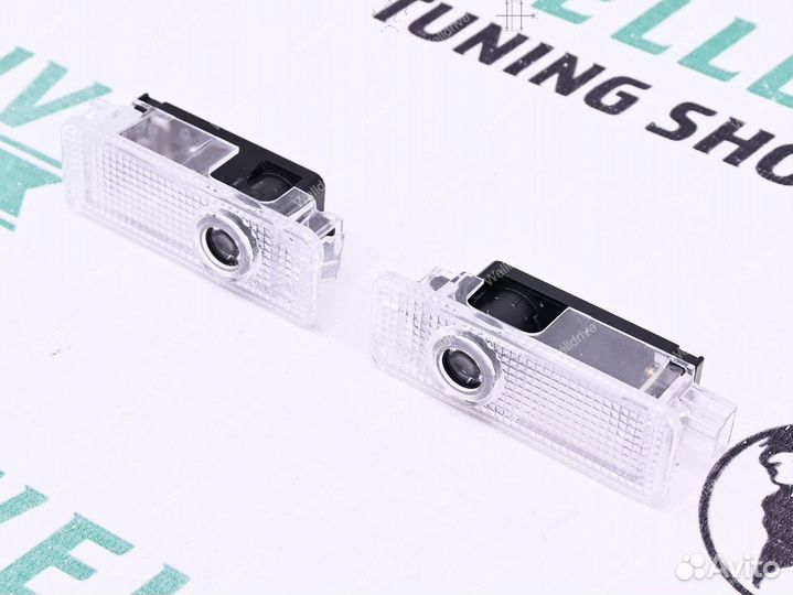 Подсветка дверей с лого BMW E81 E82 E90 E91