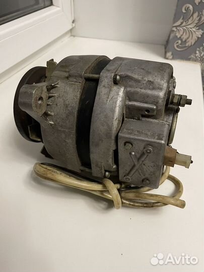 Генератор 14в 40а