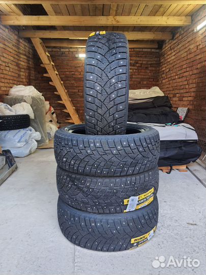 Delinte Winter WD42 225/55 R19 88