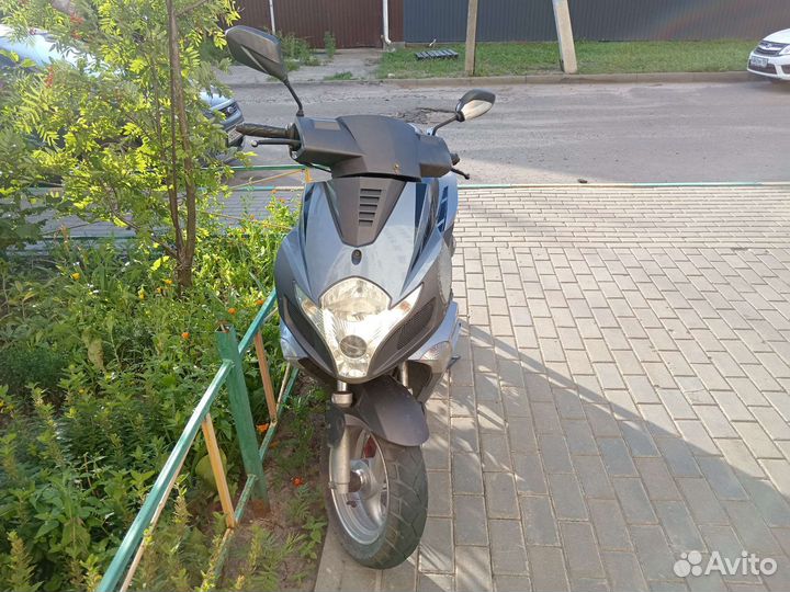 Скутер racer