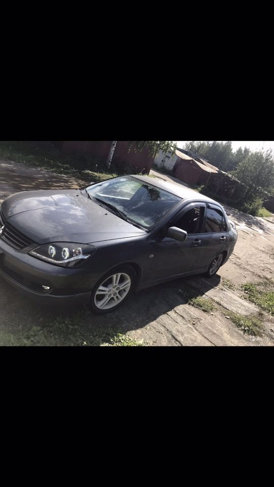 Mitsubishi Lancer: фото владельца