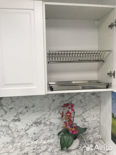 Кухня белая угловая новая