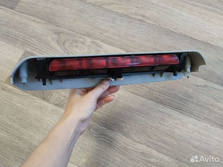 Стоп сигнал Peugeot Expert 2 Jumpy 2