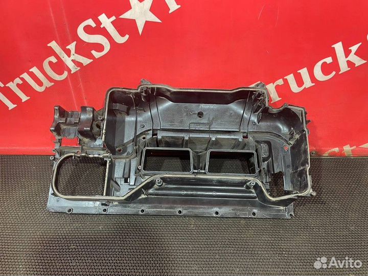 Корпус отопителя средняя часть Scania 5-series