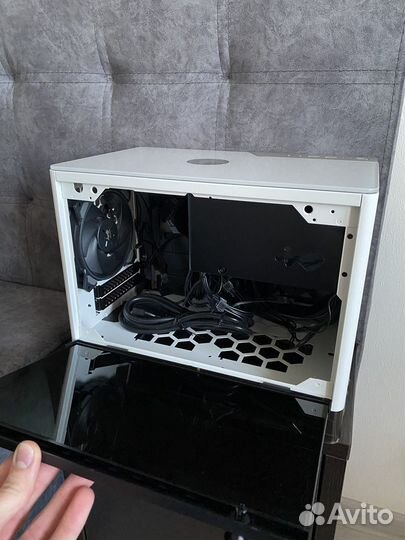 Корпус для компьютера IN WIN CF08A A1+ новый