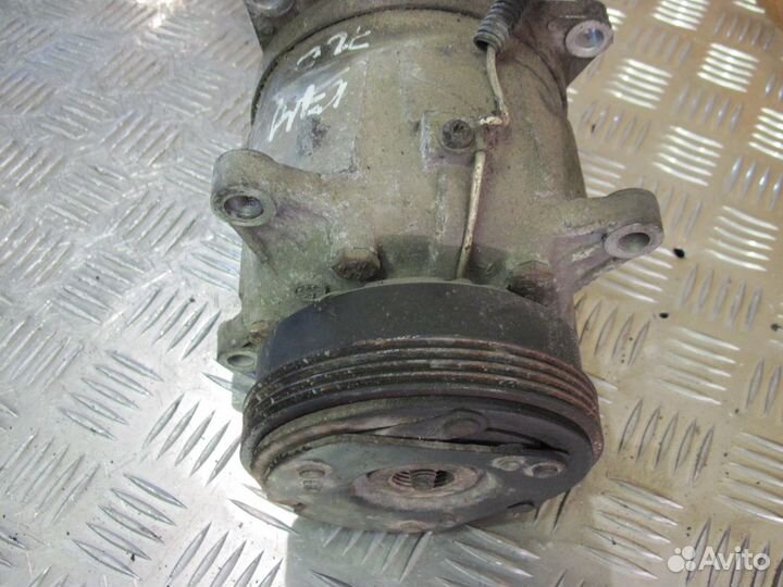 Компрессор кондиционера для Рено Меган 1 1.6 K7M