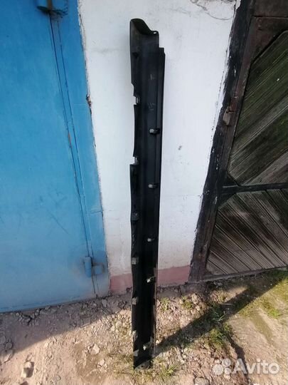 Пластиковая накладка порога