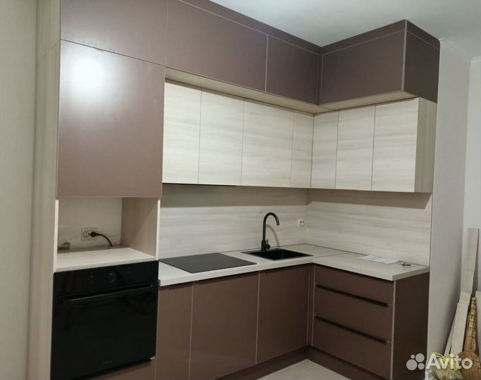 Кухня с барной стойкой артикул 12699