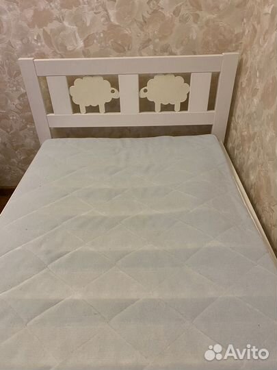 Детская кровать IKEA с матрасом
