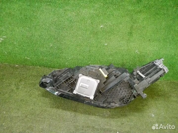 Фара правая Infiniti QX50