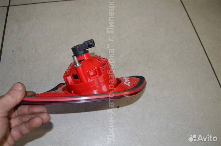 Фонарь крышки багажника Passat B6 универсал