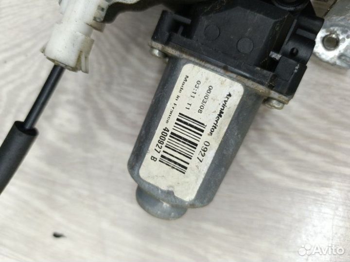 Стеклоподъемный механизм передний левый Nissan