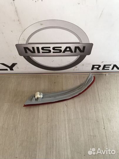 Катафот Отражатель заднего бампера Nissan almera G