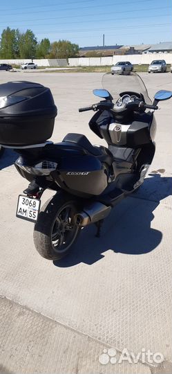 Максискутер BMW C650GT