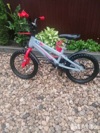 Детский велосипед 16колеса