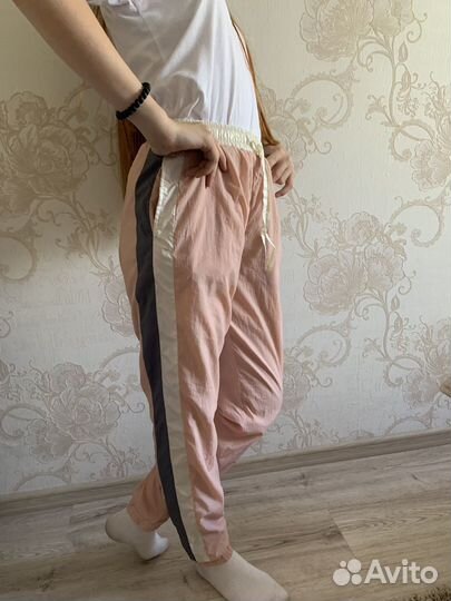 Спортивные брюки