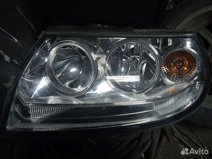 Фары УАЗ патриот