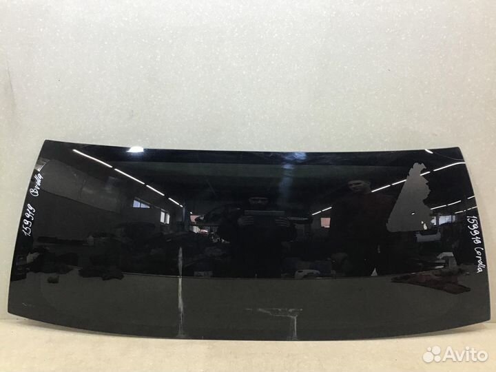 Стекло двери багажника Toyota Corolla E12 2001-200